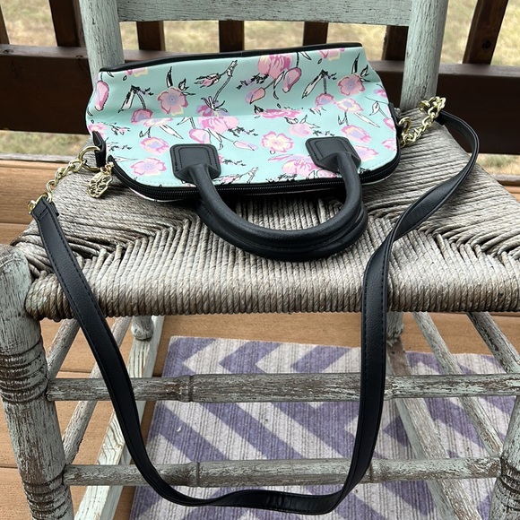 Luv Betsey by Betsey Johnson Mint & Pink Floral Satchel Purse 👛 👄 - Picture 7 of 14
